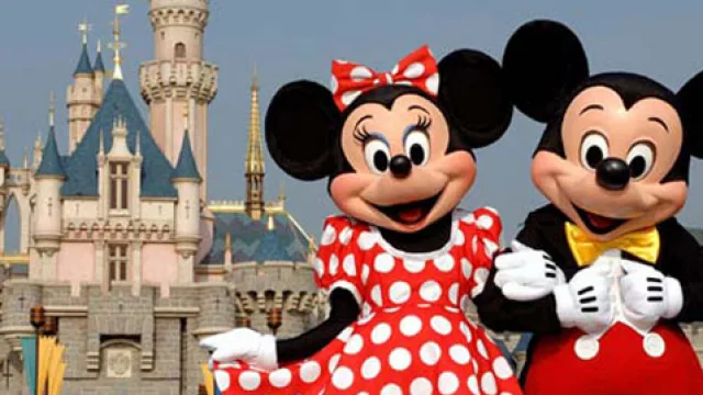 ¿Disney o fiesta de 15?: con un dólar estable cuánto sale hoy el viaje mágico y soñado (mano a mano con Juan Toselli)