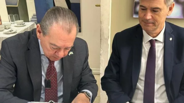 El intendente Passerini acompañó la firma del convenio entre Córdoba Acelera y la Cámara de Comercio Argentino Israelí