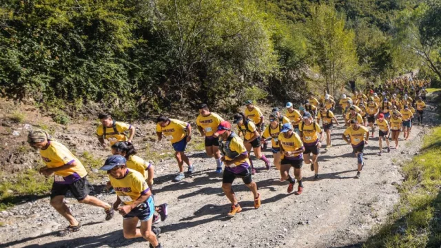 Colmada: así estuvo La Vuelta a La Serranita con cientos de atletas (además de emprendedores, artesanos y stands turísticos)