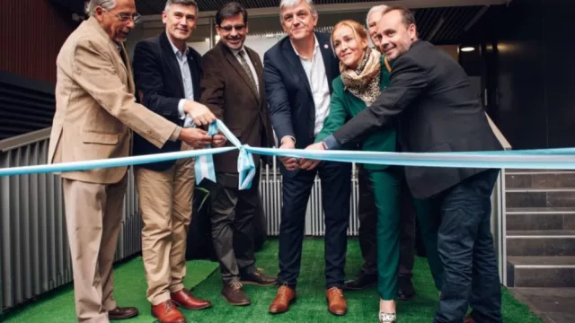 Passerini participó de la inauguración del nuevo centro de salud de Amprosa