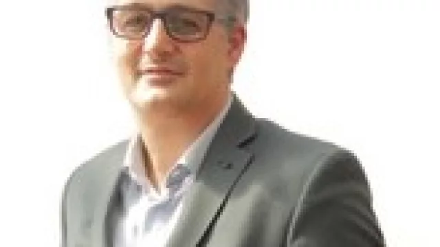 COR-SCL, check. ¿COR-MIA?