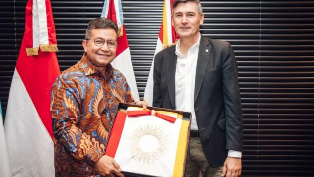 Passerini recibió al Embajador de Indonesia