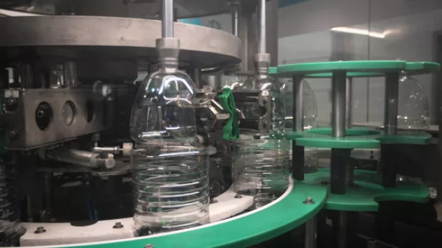 La empresa cuenta con su propia fábrica de envases, con diseños exclusivos e innovadores.