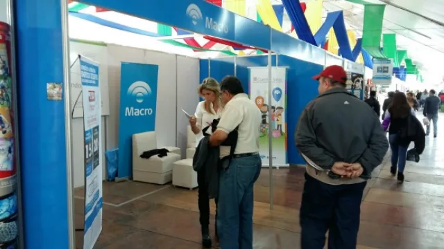 Macro capacita en Economía Personal y Familiar en la Feria del Libro