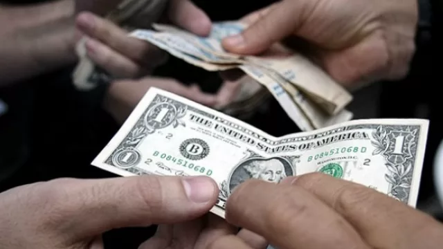 El dólar a $ 16,92 y Letes licitan hoy: maximizá el rendimiento de tus ahorros
