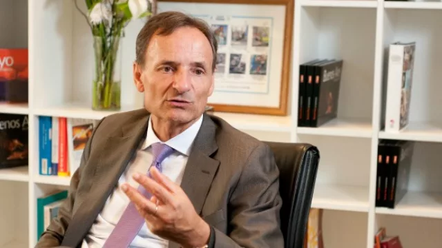 El 70 u 80% de las transacciones bancarias ya no no son presenciales; aún así siguen faltando sucursales.