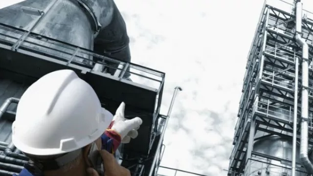 La industria crece por tercer mes consecutivo (solo 1 de cada 10 empresarios creen que producirá menos este semestre)