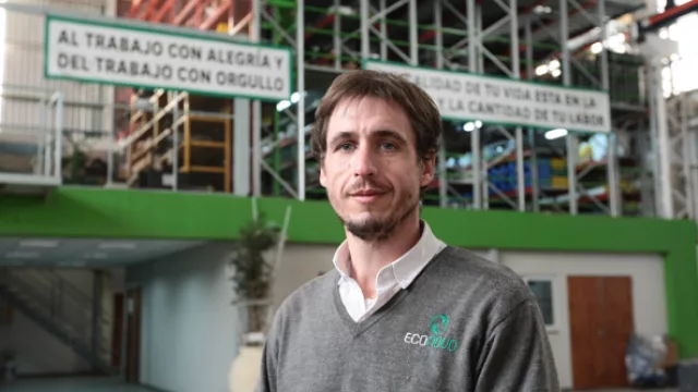 “Lamentablemente escasea la mano de obra especializada”  (Luis Maldonado, Jefe de RRHH)