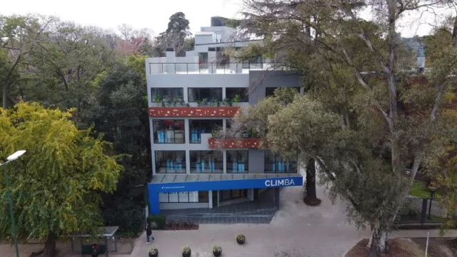 Ahora juego yo, porque me toca a mí: Amérian abre el primer hotel de Parque Leloir (donde vive el Indio Solari)