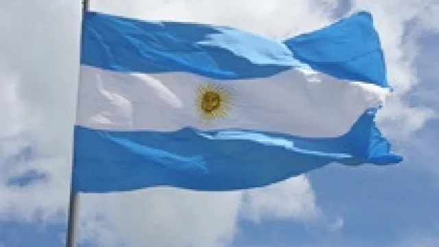 Entre Tijuana y San Diego, donde Argentina no es noticia (excepto…)