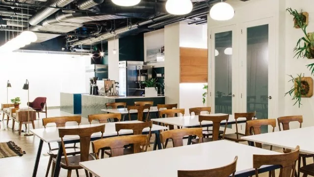 Ya son 15 los coworking que operan en Córdoba (casi 1.800 puestos con tarifas desde $ 650 al mes)