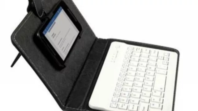 Importar merchandising sigue siendo “un tema” (volvieron las LNA, a lo Moreno)