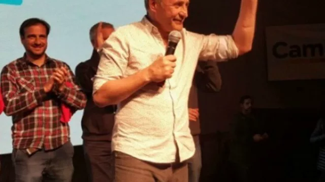 Cambiemos arrasó en Córdoba y todo hace presumir un 5-3-1 para octubre (¿se acabaron las chances de Llaryora para 2019?)