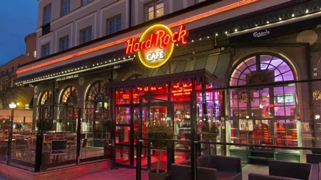 Encontramos un fan que conoce más de 50 Hard Rock Café