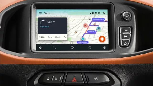 Waze (con Android Auto) en el navegador de tu vehículo