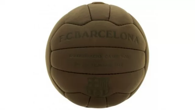 Más que un club: Sportcom trae las pelotas vintage del FCBarcelona (¿querés una?)