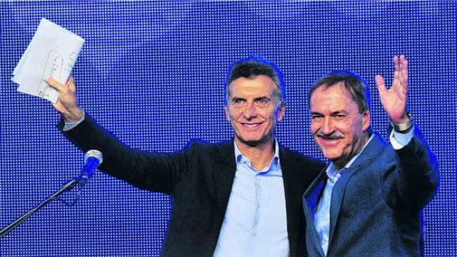 Macri y Schiaretti asumirán -después de octubre y cada uno en su rol- el desafío de una nueva Ley Federal de Impuestos (foto La Voz).