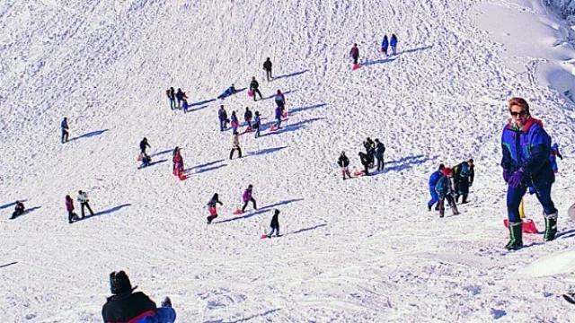 Controles de turismo estudiantil en temporada alta