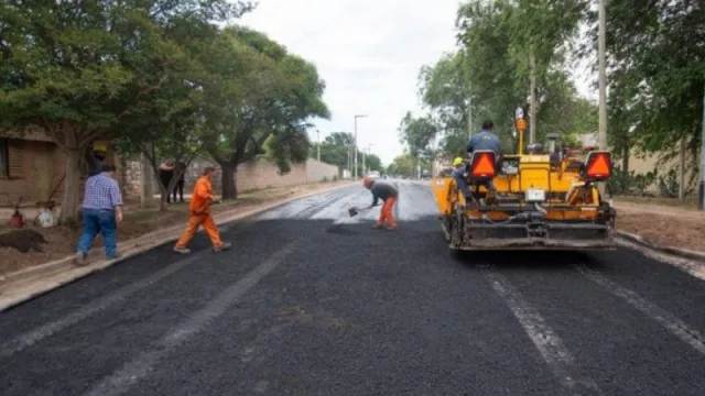 Después de 25 años, finalizan la pavimentación de arteria principal que mejorará la circulación desde y hacia Villa Allende
