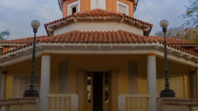 Los Aroza no está solo en Villa Allende: llegó Monjas con una propuesta de “tardeo” (Juan Negri entre los dueños)