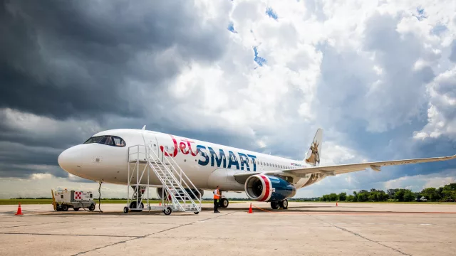 El plan de JetSmart para ser la low cost regional líder y aprovechar los 'cielos abiertos' argentinos