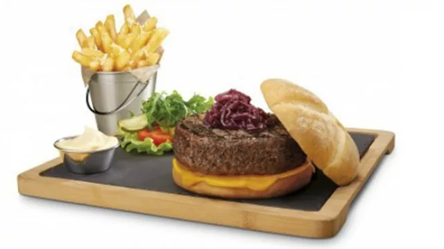 ¿Qué ponemos entre dos panes, ah?