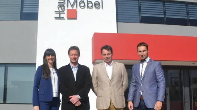 Los Milajer llevan sus muebles corporativos a UY, PY y BUE (y presentan línea con la “onda Google”)