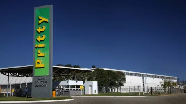 La planta cordobesa está sobre Av. Circunvalación. La firma posee otra fábrica en Luján, Buenos Aires).