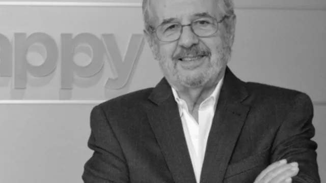 Adiós al gran Néstor García Díaz, el publicista que le devolvió el nombre al río Suquía (en una campaña para un banco)