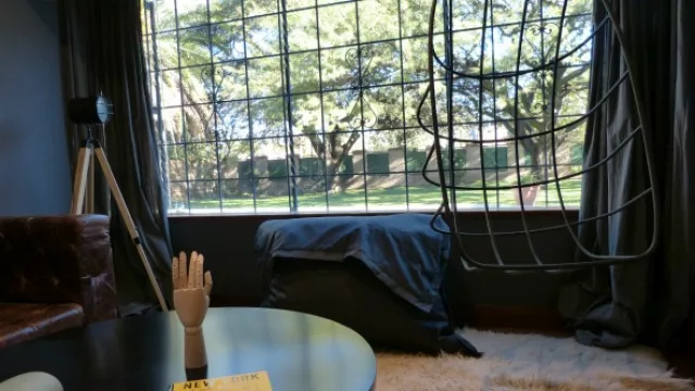 Cuando llegue el calor la idea es aprovechar el gran parque de la casa para eventos interagencia.