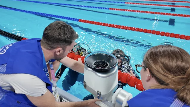 Una de las cámaras subacuáticas que usarán paras las competencias de natación.