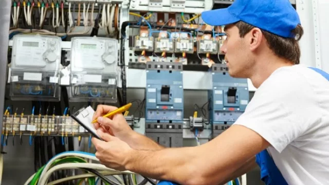 El Gobierno gastó $ 6 M para aliviar boletas de luz de 170 empresas industriales