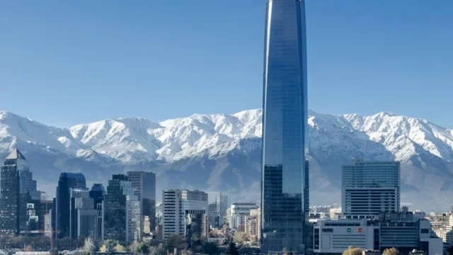 De tan pelado a tan peludo: ¿da la ruta COR-SCL para cuatro aerolíneas?