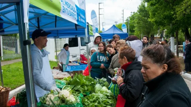 Del productor al consumidor, así funciona El Mercado en Tu Barrio.