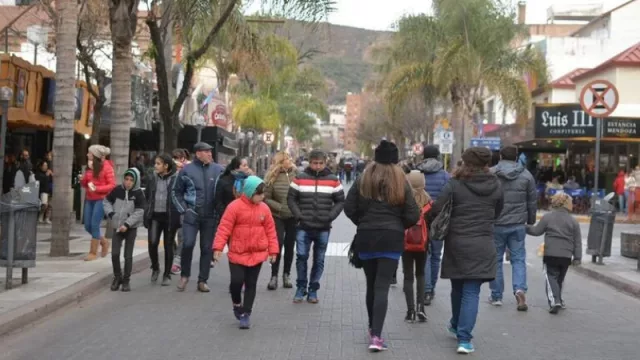 Julio fue “la heladera” más grande de los últimos 5 años (cómo lo mide Omixom)