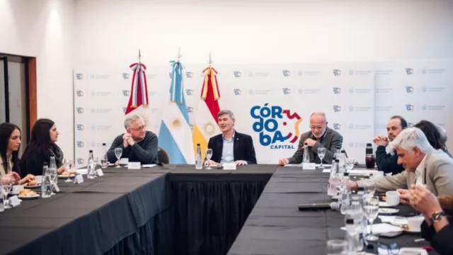 Passerini recibió a organizaciones de la sociedad civil que impulsan mejoras en el área central de la ciudad