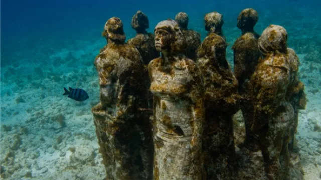 Evolución silenciosa, obra de Jason de Caires Taylor.