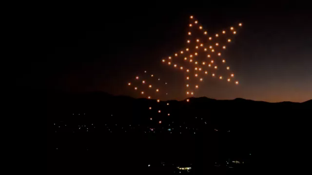 Si estás pensando en el evento de fin de año, atención: llega la primera empresa que hace show de drones (desde cuánto y cómo)