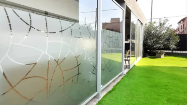 Mono Espacial la pegó: en 2017 empezó a fabricar vinilos decorativos únicos (cuánto cuesta el m2)