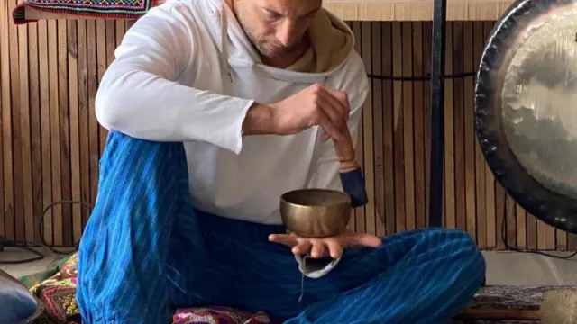 La evolución interior (en tiempos de transformación): Gustavo “Toti” Torras y Club Lovvi reflexionan sobre el crecimiento personal