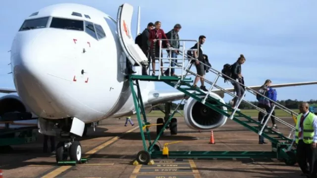 Llegó a Iguazú el primer vuelo de Andes que une Bs. As. con Misiones