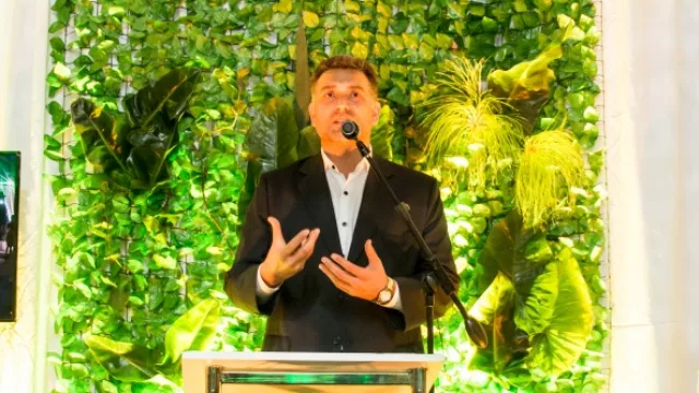 Alejandro Powell, gerente comercial de Regam Pilay.