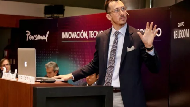 La mirada de Andrew Phelps (NYT) sobre el presente y el futuro de los medios (el contenido paga)