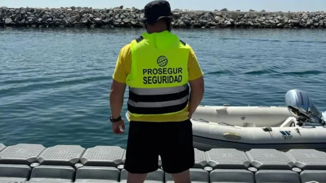 Prosegur lanza en España el primer servicio de seguridad y vigilancia portuaria con motos de agua