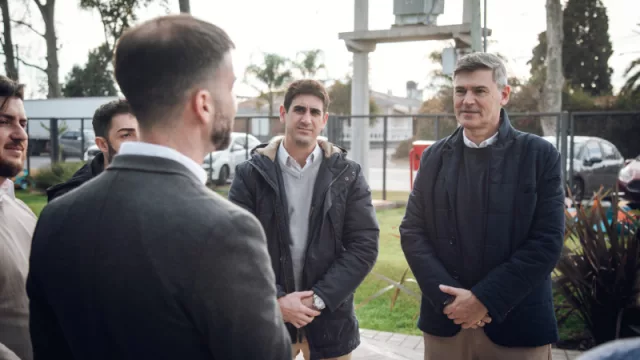 Paclín recibió en su fábrica la visita del intendente de Córdoba, Daniel Passerini