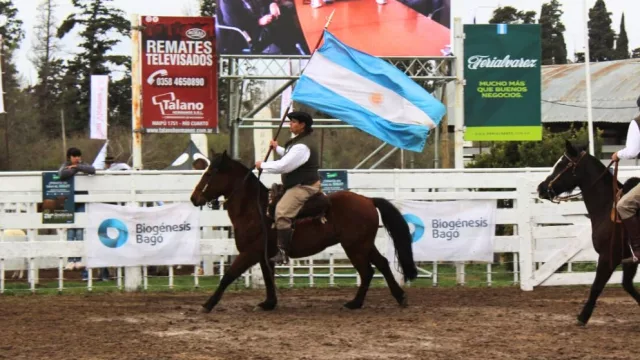 Desde  este jueves se vive la  90°  edición de la Expo Rural Río Cuarto (agroalimentos y máquinas en exposición, junto a la Vidriera Productiva)