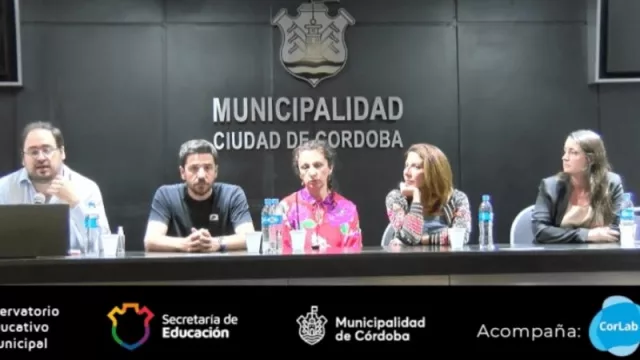 El Observatorio Educativo Municipal llevó a cabo un conversatorio virtual sobre políticas públicas y el uso de Big Data