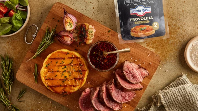 Una verdadera tormenta (ahumada) de sabor: Santa Rosa presenta la provoleta ahumada en su 105° aniversario