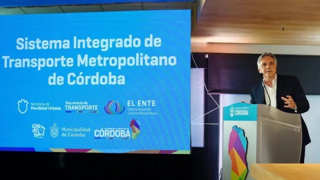 Llaryora y Passerini anunciaron el Sistema Integrado de Transporte Metropolitano de Córdoba