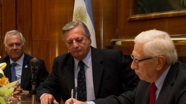 A falta de redes inteligentes de electricidad, Indec medirá cómo consumen energía los hogares